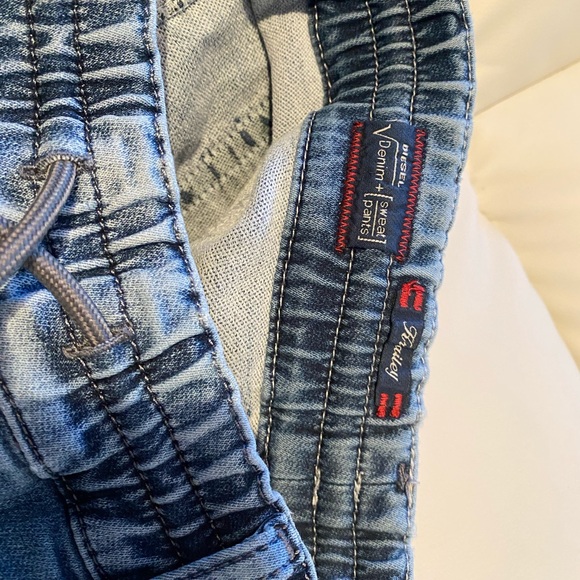 Diesel Krailey Jogg Jeans - Picture 3 of 5